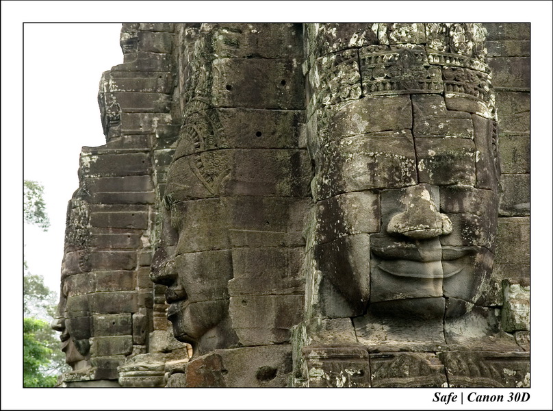 2006 - 07 - Temple angkor - Bayon 30